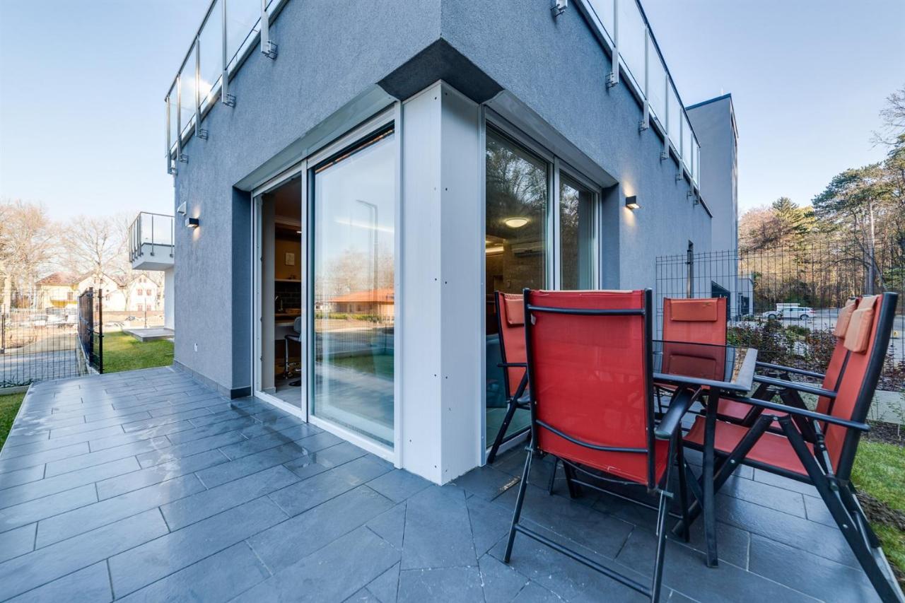 Forest Foeldvar Apartmanok By Bltn Balatonfoldvar Bagian luar foto