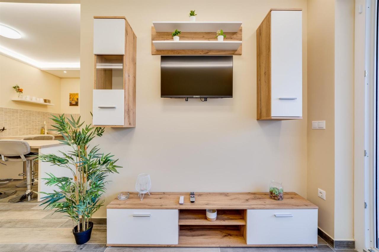 Forest Foeldvar Apartmanok By Bltn Balatonfoldvar Bagian luar foto