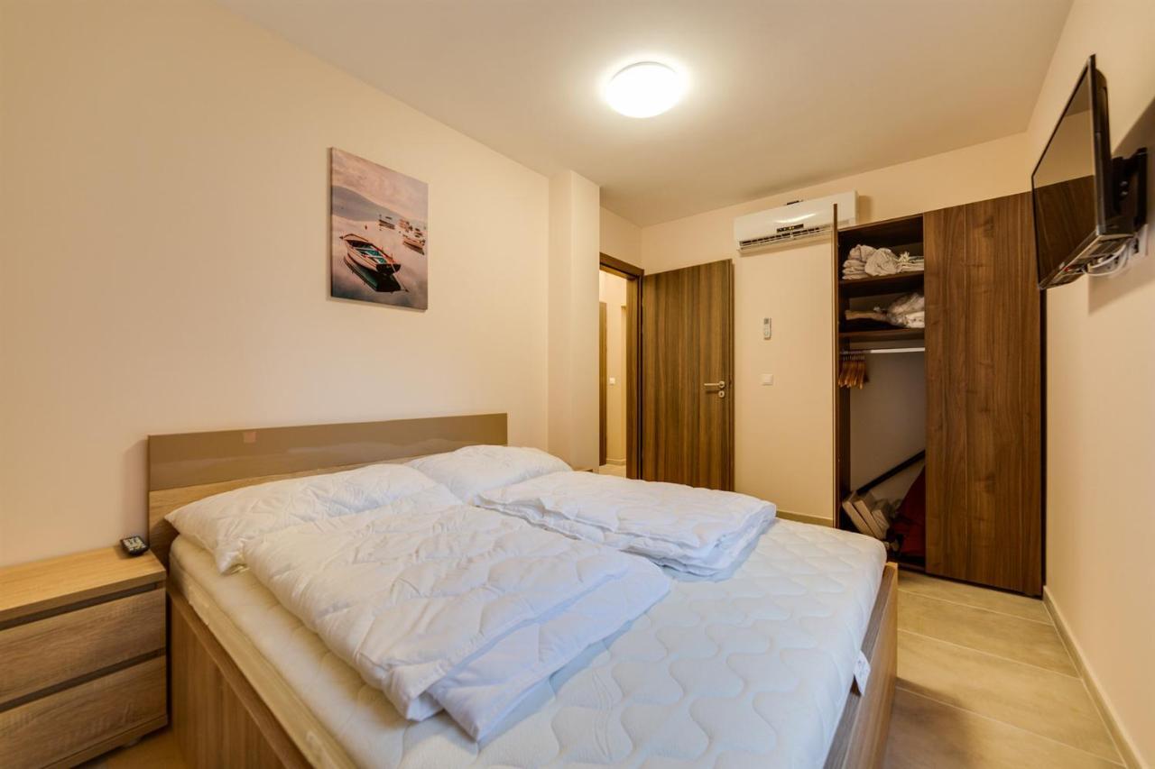 Forest Foeldvar Apartmanok By Bltn Balatonfoldvar Bagian luar foto