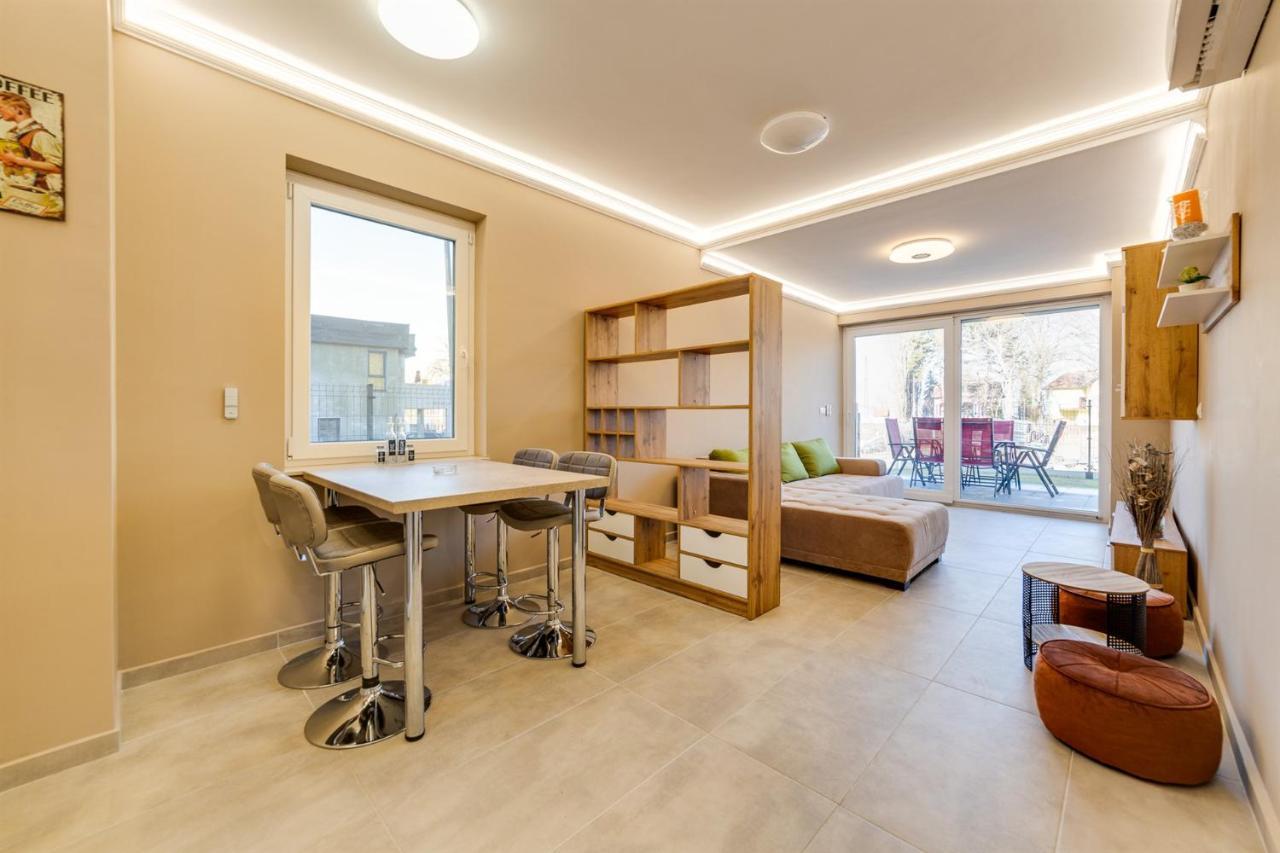 Forest Foeldvar Apartmanok By Bltn Balatonfoldvar Bagian luar foto