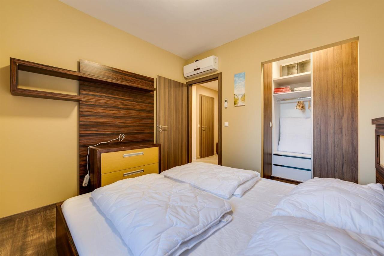 Forest Foeldvar Apartmanok By Bltn Balatonfoldvar Bagian luar foto