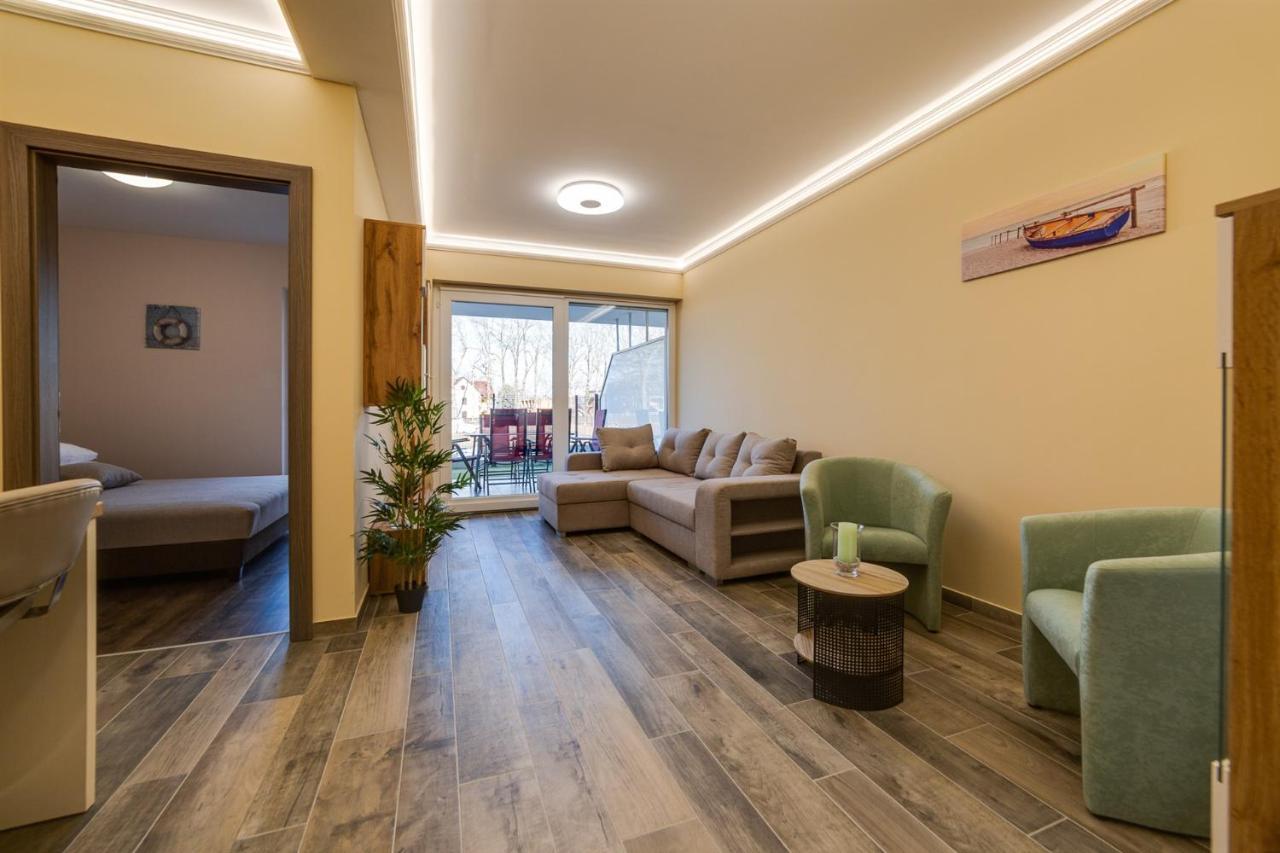 Forest Foeldvar Apartmanok By Bltn Balatonfoldvar Bagian luar foto