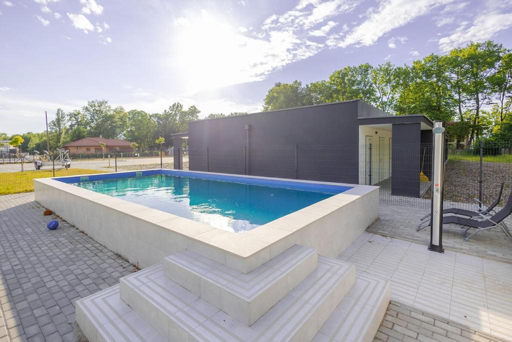 Forest Foeldvar Apartmanok By Bltn Balatonfoldvar Bagian luar foto